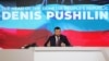 Ông Denis Pushilin tại một cuộc họp báo ở Donetsk.
