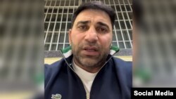 Kamil Zeynallı saxlanılması ilə bağlı izləyicilərinə video müraciət edərkən.