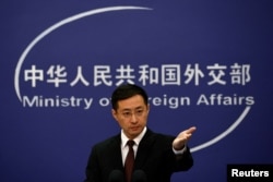 Juru bicara Kementerian Luar Negeri China Lin Jian saat konferensi pers di Beijing, 20 Maret 2024. (Tingshu Wang/REUTERS)