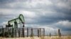 Pompa minyak milik Vermilion Energy di Trigueres, Prancis, 14 Juni 2024. (REUTERS/Benoit Tessier)