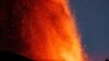 Lava menyembur dari kawah Gunung Etna di Italia, pada 4 Juli 2024. (Foto: Reuters/Etna Walk/Giuseppe Di Stefano)
