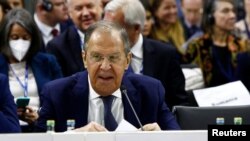 Російський міністр закордонних справ Сергей Лавров на зустрічі міністрів закордонних справ Організації з безпеки і співробітництва у Європі в Скоп’є в Північній Македонії. 30 листопада 2023 р.