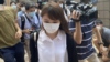 香港民主活动人士周庭正式放弃保释 港警称将“全力追捕”
