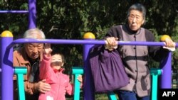 中國“一胎化政策”不斷涌現社會問題(資料圖片)