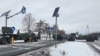 "Польські пускові установки Patriot прямують із Сохачева до аеропорту варшавського Бемово, де вони будуть розміщені. Це важливий елемент підготовки бійців 3-ї Варшавської зенітно-ракетної бригади", - повідомив у Twitter Міністр оборони Польщі Маріуш Блащак