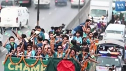 বাঘিনীদের বরণ করলো বাংলাদেশ