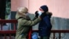 Перед выходом на улицу. Киев, 24 марта 2020.