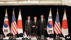 来自美国、韩国和日本的核问题高级谈判代表星期三在举行会晤
