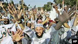 دمذهب سپکاوى په پاکستان کې دنورو اسلامي هيوادونو په پرتله زياته حساسه معامله گڼل کيږي