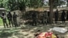Les forces de sécurité camerounaises déployées après un double attentat suicide dans le village de Kolofata, Extrême nord, Cameroun, 13 septembre 2015.