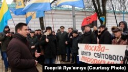 Софийская площадь Киева в День единения Украины. Ахивное фото. 22 января 2020.