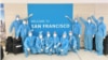 Phi hành đoàn của Vietnam Airlines tới San Francisco, California, để đưa công dân Việt Nam về nước trong chuyến bay thứ 3 hồi người người Việt từ Mỹ. (Ảnh chụp màn hình Người Lao Động)