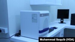 یہ لیبارٹری صوبائی حکومت کے ایک منصوبے سندھ فرانزک اتھارٹی کا حصہ ہے۔