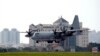Un avión militar chileno C130 como el de esta foto de Reuters fue el desaparecido durante un vuelo a la Antártida.