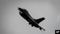 F16 တိုက်လေယာဉ်