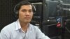 លោក ប៉ែន សុមុនី នាយក​ប្រតិបត្តិ​អង្គការ​ស្ម័គ្រ​ចិត្ត​ដើម្បី​សង្គម​ ចូល​រួម​ជា​វាគ្មិន​អំពី​«យុវជន​និង​ការងារ​នៅ​មុន​សមាហរណកម្ម​អាស៊ាន‍» នៅ​ក្នុង​កម្មវិធី​ហេឡូវីអូអេ​កាល​ពី​ថ្ងៃ​ព្រហស្បតិ៍​ទី​៥ ខែ​កុម្ភៈ​ ឆ្នាំ​២០១៥។ (លឹម សុធី/VOA)