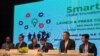 ក្រុមហ៊ុន Smart ធ្វើ​សន្និសីទ​ព័ត៌មាន​អំពី​មូលនិធិ​សម្រាប់​អាជីវកម្ម​បែប​ឌីជីថល​នៅ​រាជធានី​ភ្នំពេញ កាលពី​ថ្ងៃទី ២៨ ខែមីនា ឆ្នាំ ២០១៧។ (ហ៊ុល រស្មី/VOA)