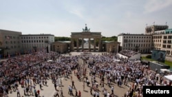 La place Brandebourg à Berlin, avant l'arrivée du président américain Barack Obama