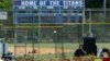 Police investigate a shooting scene after a gunman opened fire on Republican members of Congress during a baseball practice near Washington in Alexandria, Virginia, 14, 2017. 