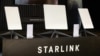 Des antennes du satellite Starlink exposées au salon international de l'électronique à Berlin, le 31 août 2023. AFP / Odd Andersen
