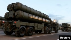 Російські ЗРК С-400 на параді
