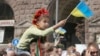 Закон «Про освіту», мова та європейські сусіди. Не вистачає довіри 