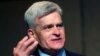 រូបឯកសារ៖ លោក Bill Cassidy សមាជិកព្រឹទ្ធសភាខាងគណបក្សសាធារណរដ្ឋតំណាងរដ្ឋ Louisiana ថ្លែងទៅកាន់អ្នកសារព័ត៌មាន បន្ទាប់ពីលោកបានចុះឈ្មោះបោះឆ្នោត កាលពីថ្ងៃទី ២៤ ខែកក្កដា ឆ្នាំ២០២០។