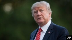 El presidente Trump enfrenta la presión de adoptar una decisión definitiva sobre el DACA antes del cinco de septiembre.