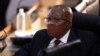 L'ancien président sud-africain Jacob Zuma comparaît à l'audience pour sa demande de récusation du juge Raymond Zondo à Johannesburg, en Afrique du Sud, le 16 novembre 2020.