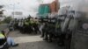 La policía venezolana dispersó a manifestantes durante una protesta en Caracas, el martes, 7 de junio de 2016.