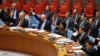 联合国大使们在安理会上举手表决对朝鲜实施制裁（2017年6月2日）