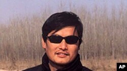 中国山东临沂盲人维权人士陈光诚资料照