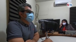 Periodista con discapacidad visual dirige importante radio comunitaria en Nicaragua