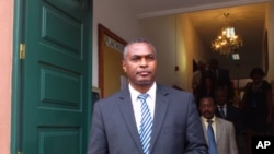 Abel Chivukuvuku, líder do projecto Pra-Já - Servir Angola