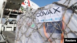 Vacinas da AstraZeneca, da Covax