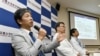 Jun Takahashi (lijevo), profesor u Centru za iPS pri Univerzitetu u Kyotu, Japan, 30. juli 2018.