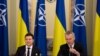 Президент Украины Владимир Зеленский и генеральный секретарь НАТО Йенс Столтенберг на совместной пресс-конференции в Киеве. Октябрь 2019 г.