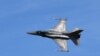Винищувач F-16 Польських повітряних сил під час авіашоу у Латвії, 21 липня 2019. REUTERS/Ints Kalnins