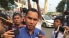 លោក​ អំ​ សំអាត​ ប្រធាន​ការិយាល័យ​បច្ចេកទេស​ស៊ើប​អង្កេត​នៃ​អង្គការ​ការ​ពារ​សិទ្ធិមនុស្ស​លីកាដូ​ ផ្តល់​បទសម្ភាសន៍​ជាមួយ​អ្នកសារព័ត៌មានការ​ឆ្លើយ​បំភ្លឺ​ក្នុង​តុលាកា ​រាជធានី​ភ្នំពេញ​ កាលពី​ថ្ងៃ​ទី​ 0៨​ ខែ​ កុម្ភៈ​ ឆ្នាំ ២០១៧។
